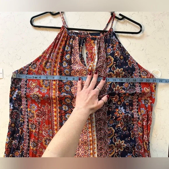 NWT Daytrip Buckle Floral Print Keyhole Tank Top - Picture 13 of 15